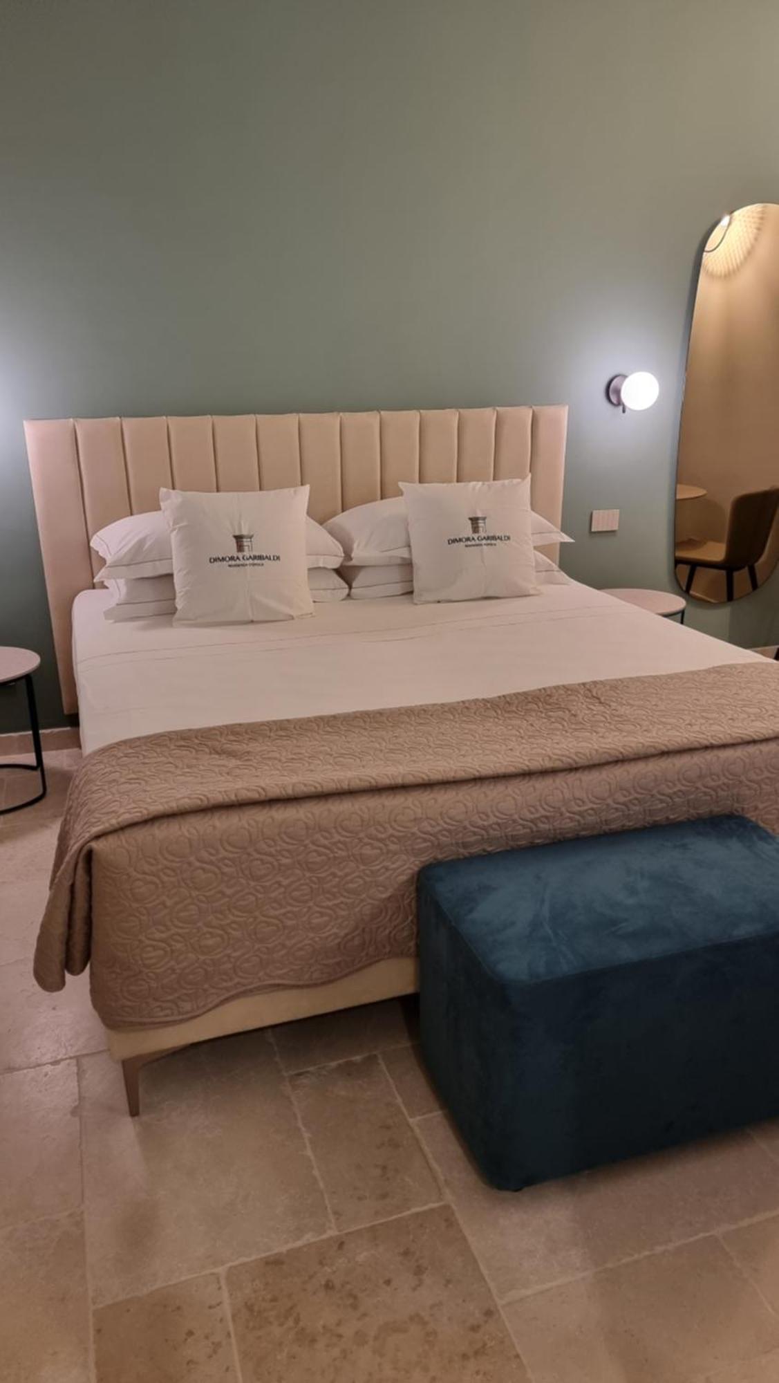 Suites Dimora Garibaldi Peschici Exteriör bild